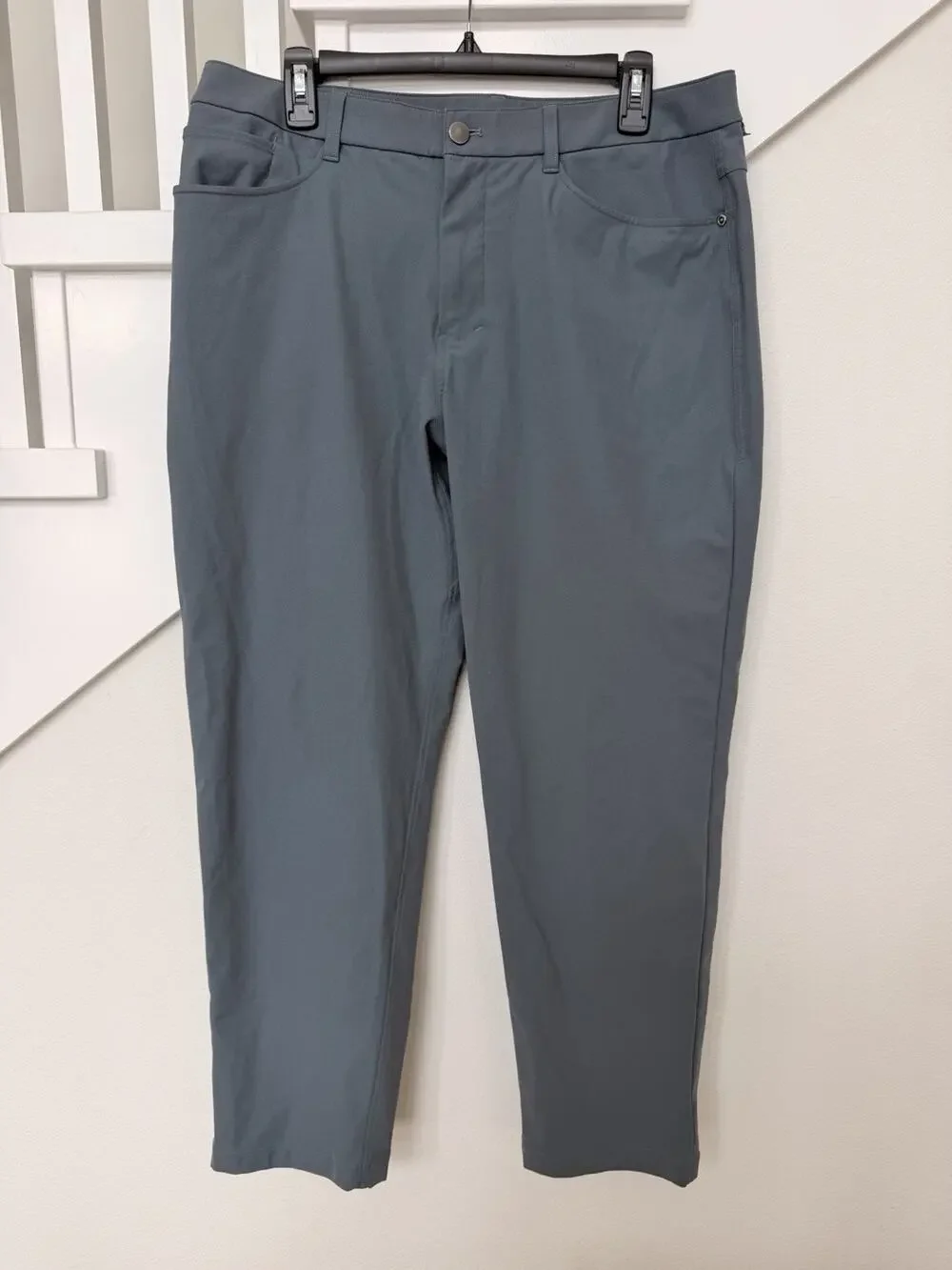 Lululemon ABC Warpstreme Stretch Pants Mens Size 34W 28L Gray Color!